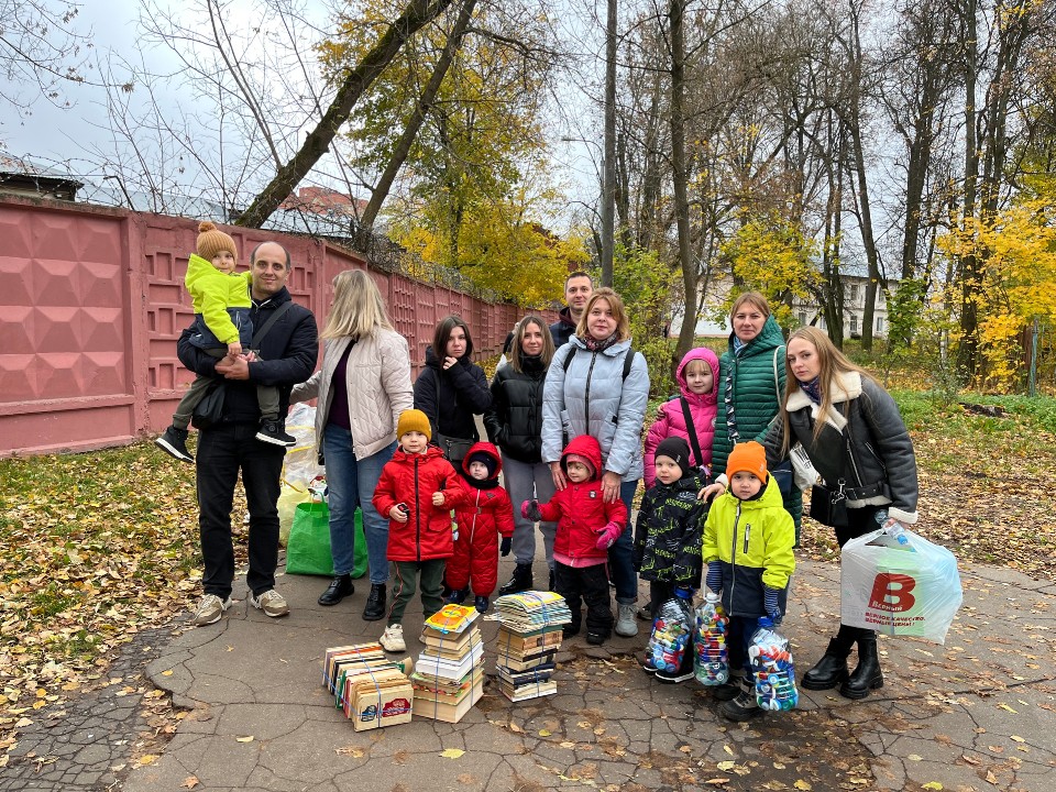 Щелковские волонтеры собрали рекордные 30 кубов вторсырья за один день