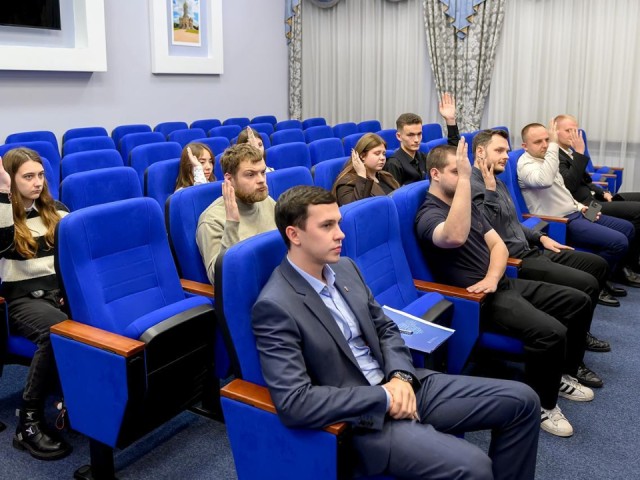 В Подольске молодые парламентарии переизбрали председателя