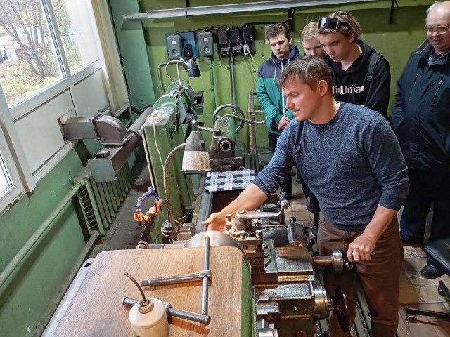 Экскурсия с перспективой: студенты колледжа прошли боевое крещение на предприятиях Ногинска. Что показали будущим специалистам?