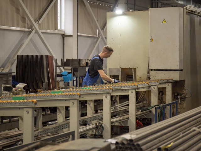 Ветераны СВО побывали на экскурсии по заводу в Электростали