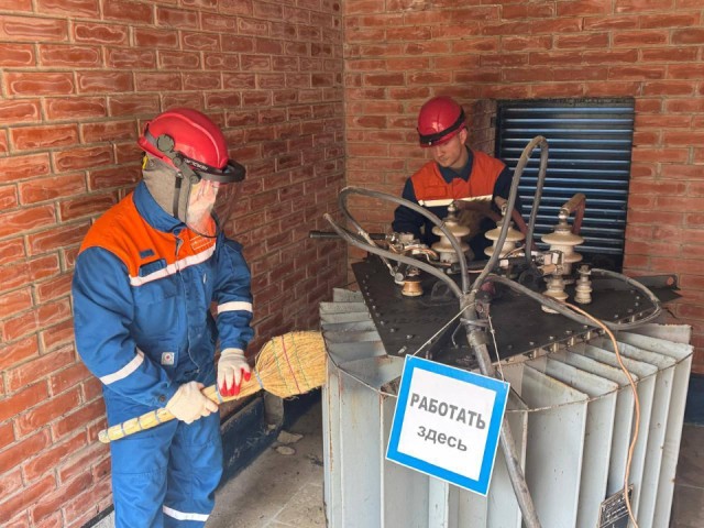 Энергетики усилили надежность электроснабжения ста домов