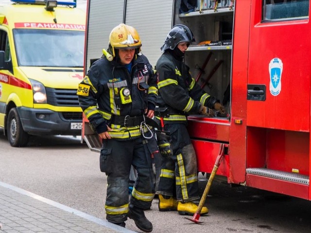Автомобиль загорелся возле ГСК «Юбилейный» в Сергиевом Посаде