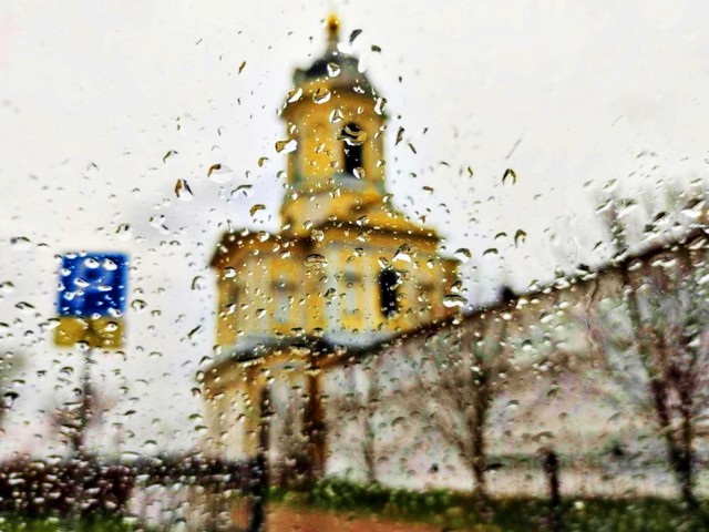 Дожди — это начало, впереди снежные заряды и штормовой ветер в Подмосковье