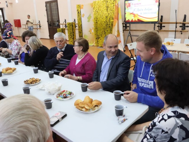 День пожилых отпраздновали в ДК Лотошина