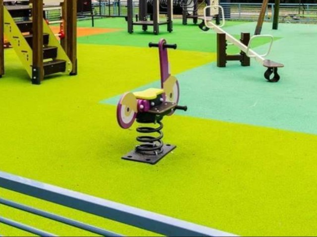 В Лобне детские площадки станут «умными»: как QR-коды меняют жизнь горожан