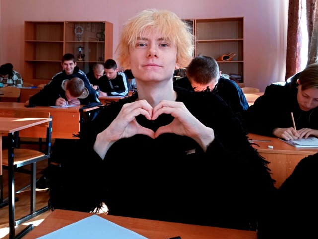 Студенты из Луховиц стали внуками по переписке для пожилых