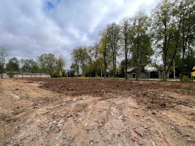 «Бетонного призрака» больше нет: в Звенигороде снесли большой недострой