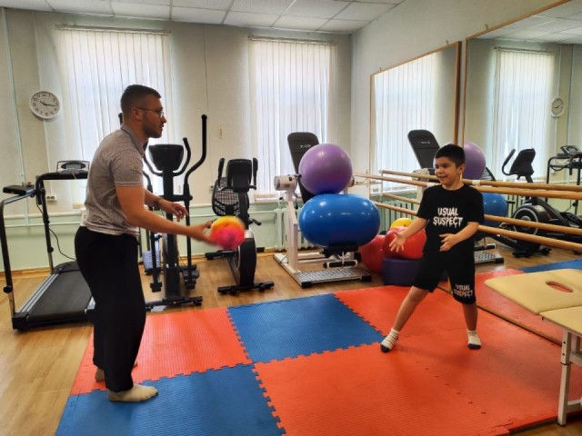 Курс реабилитации в Дмитрове помог ребенку с РАС сделать важные шаги в развитии