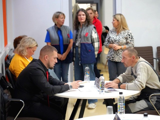 Проблему с электричеством на заводе в Игнатово решат после жалобы работников