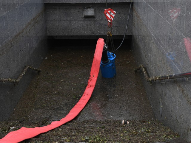 Коммунальщики устранили подтопление перехода между мкр. Новые Котельники и Южный