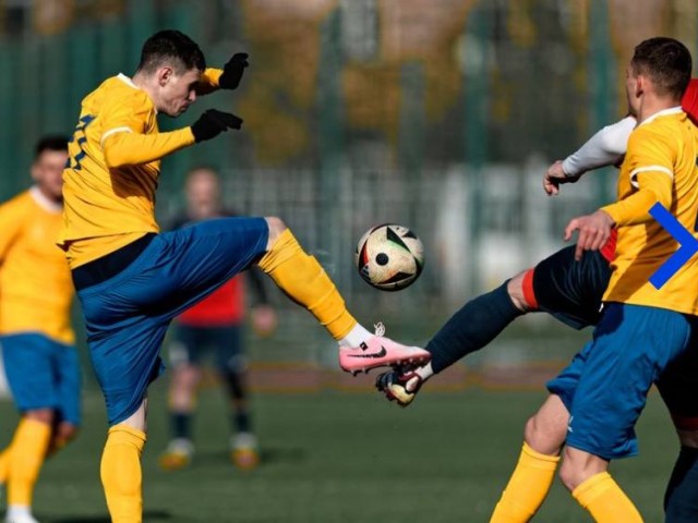 Саша Стоун проведет матч финального тура чемпионата МО по футболу