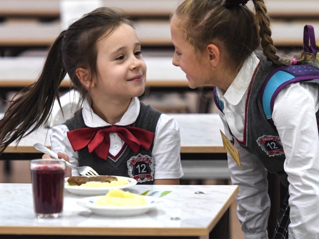 «ИИ-гурман» помог сократить число жалоб на горячее питание школьников