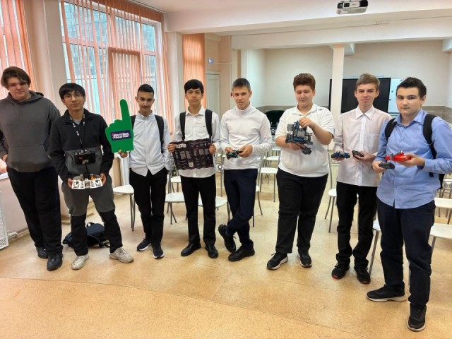«Роботы наступают!»: Школьники Реутова получили шанс стать инженерами будущего в колледже «Энергия»
