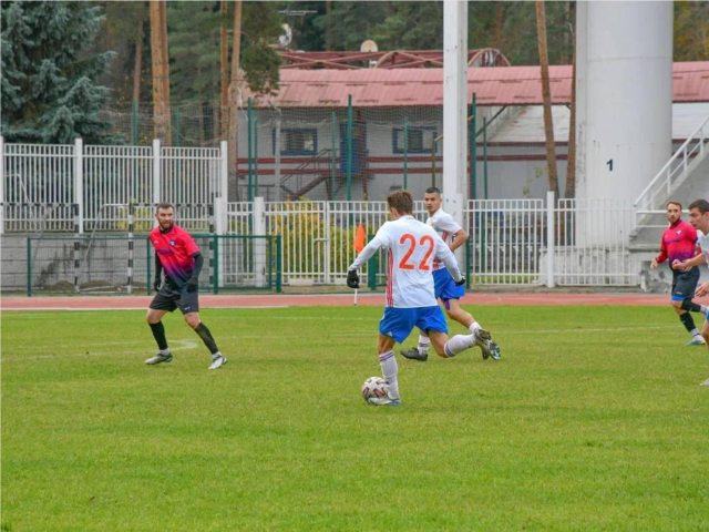 Жуковский ФК «Метеор» сыграл с «Анвизором» из Люберец