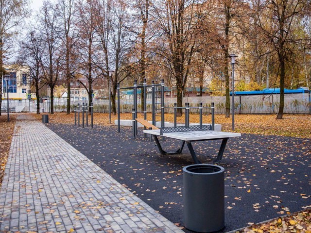 В сквере Пестова появились новые спортивные площадки и уютные зоны для отдыха
