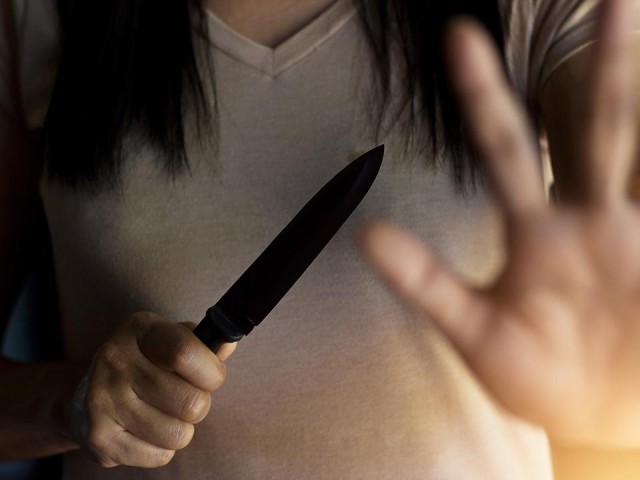 Жительница Клина задержана за нанесение ножевого ранения мужу