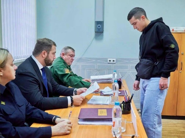 Осенний призыв в Чехове: новобранцам объяснили, где они будут служить