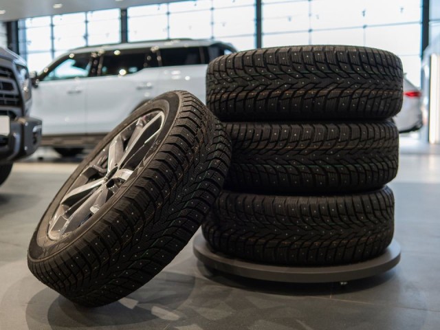 Топ СТО Лотошина, где можно «переобуть» автомобиль