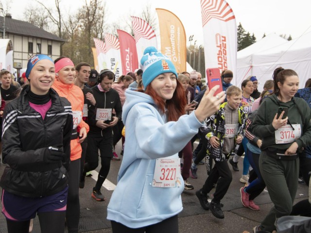 Кросс-полумарафон «ОдинцовоRUN» завершил беговой сезон в Подмосковье