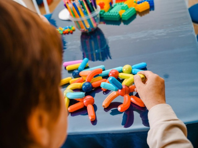 Память возвращается мазками кисти в новом клубе Подмосковья