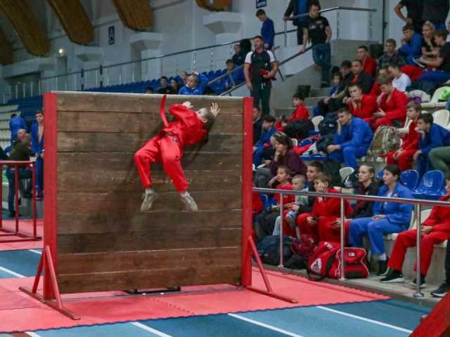 В Щелкове определили сильнейших бойцов региона в возрасте от 12 до 18 лет