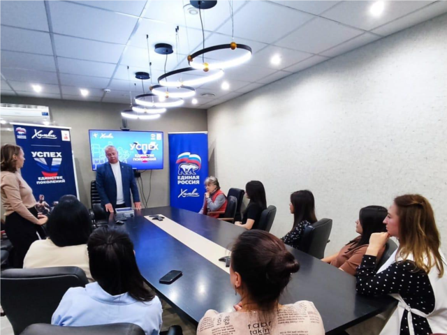 От подвига к подвигу: в Химках узнали о настоящих героях Родины