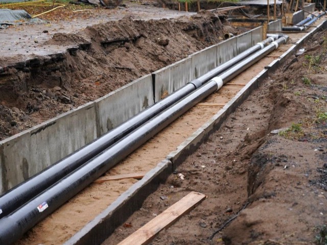 Монтаж нового трубопровода в мкр. Ковровый завершат до конца октября