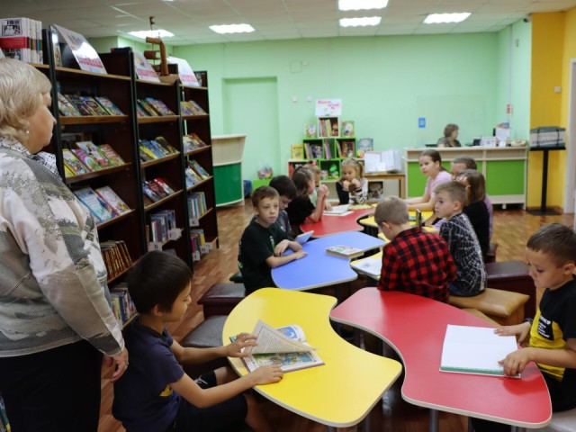 Лотошинская детская библиотека подарила ребятам незабываемые «Чудесные каникулы»