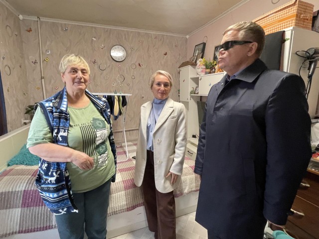 Депутат Вшивцев оказал помощь семье погибшего участника СВО