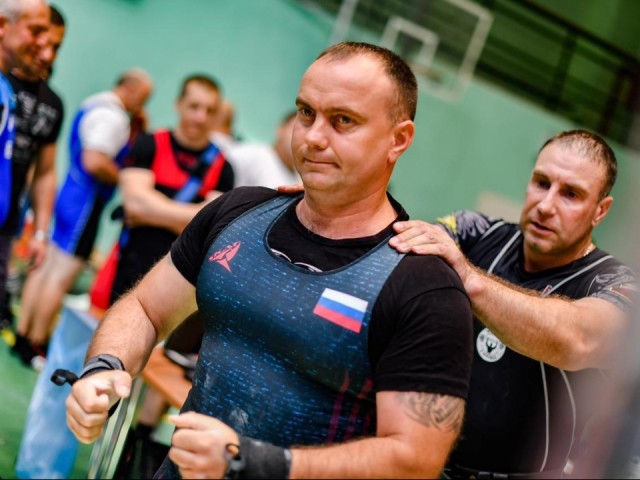 Красногорец Денис Никонов поставил новый мировой рекорд