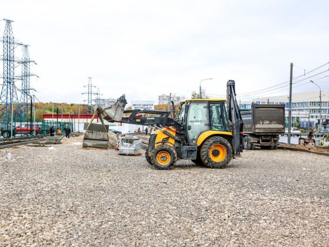 Стоянку для автобусов с остановками для пассажиров откроют осенью в Путилкове