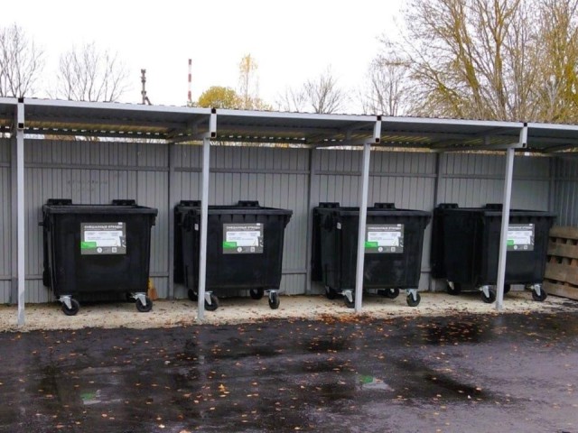 Серый и синий — новые цвета чистоты: почему мусорные баки в Павловском Посаде изменили цвет и чем это поможет городу