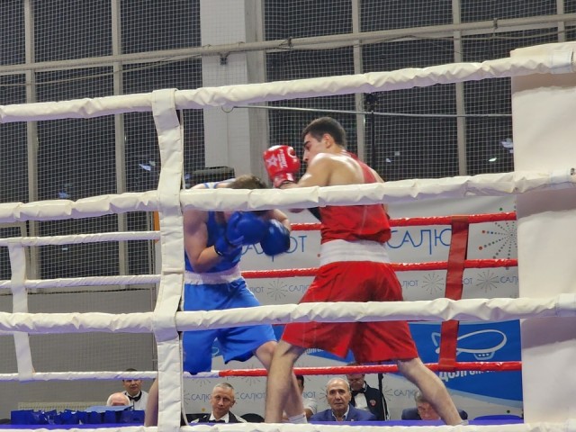 В полуфинал турнира Невского вышли Тимофей Решонов и Эрик Геворгян