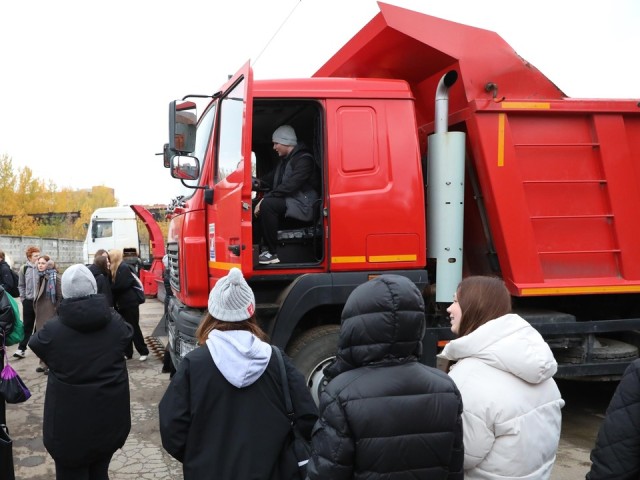 Я б в коммунальщики пошел: школьникам Долгопрудного рассказали о работе в ЖКХ