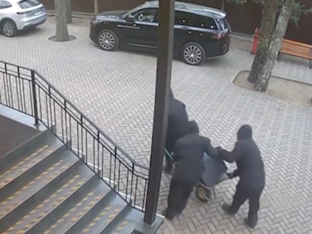 Трое мужчин задержаны за крупную кражу в Мытищах