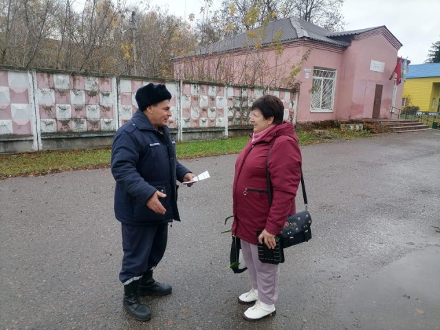 «Не сушите носки над плитой!»: пожарные нагрянули с проверкой в дома луховичан