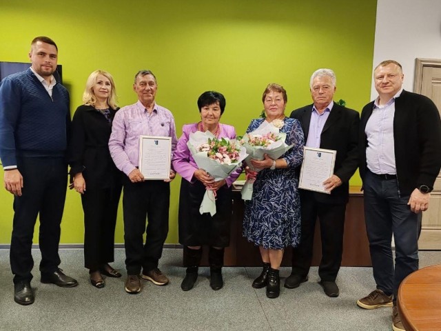 Полвека вместе: супругов Коротковых и Гануш поздравили с юбилеем совместной жизни