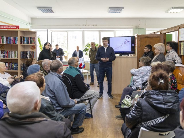 Жители Иванисова обсудили с властями транспортные вопросы