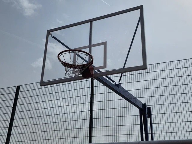 Марк Сиротин из Мытищ признан лучшим игроком турнира по баскетболу