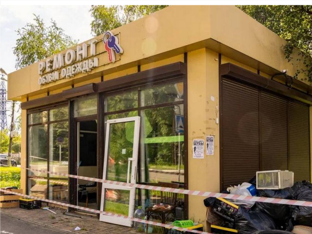 Незаконные и неопрятные торговые точки демонтируют в городе