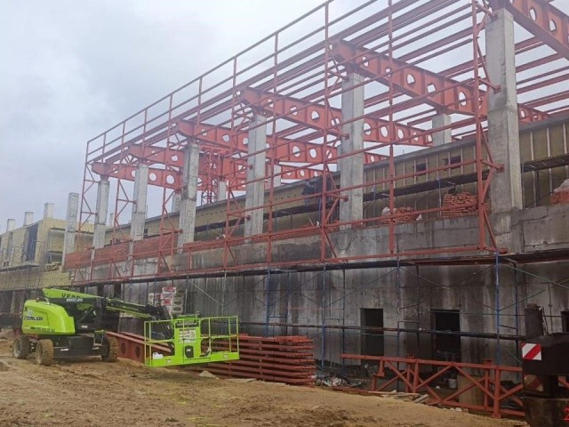 От щебенки к славе: стадион «Спартак» получит суперзащиту от дождя и 1500 мест для оваций. Как продвигается реконструкция?