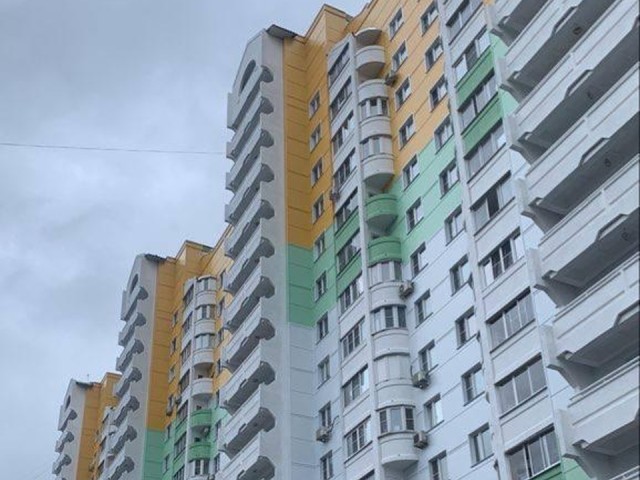 Во Власихе капитальный ремонт превратил 16-этажку в «энергоэффективную красавицу»