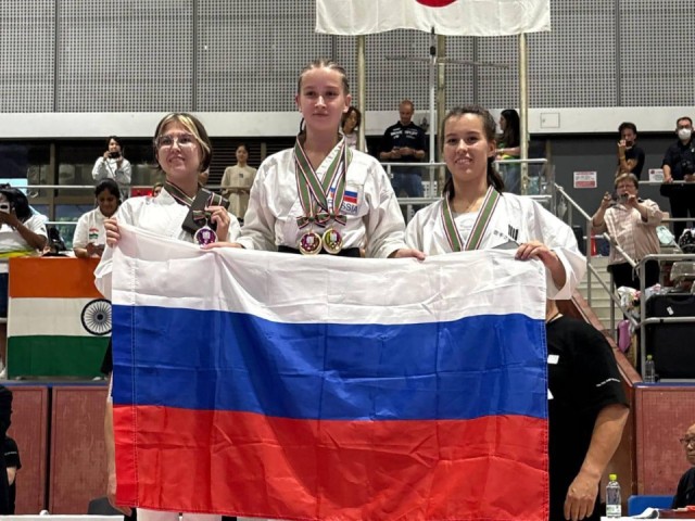 Каратисты из Красногорска прорвались на пьедестал двух чемпионатов мира