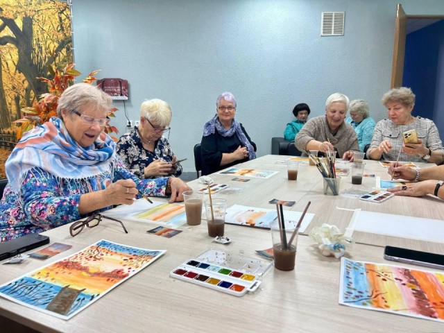 В Можайске устроили концерт и мастер-класс для ветеранов