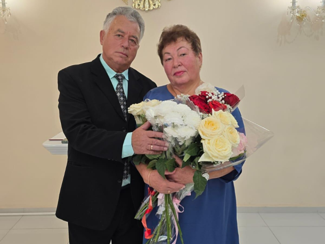 Золотая свадьба: история любви двух сердец