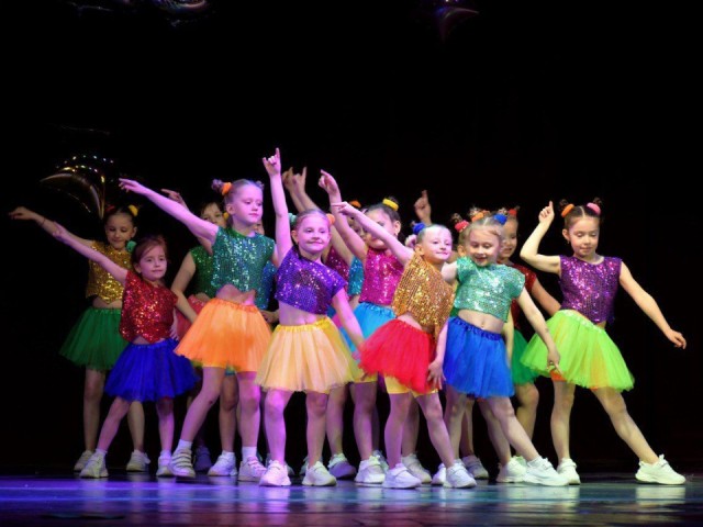 Студию танца из Шатуры пригласили на финал конкурса «Жемчужина Востока» в Китай