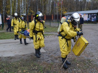 Справится не каждый: спасателей в Малаховке проверили на прочность