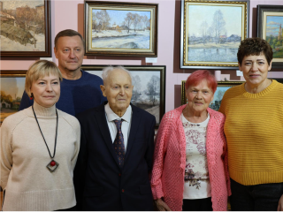 Юбилейная выставка 90-летнего мастера Федоренкова открылась в Павловском Посаде