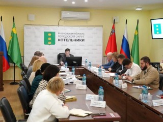Дополнительные обязанности УК в зимний период обозначили в мэрии Котельников