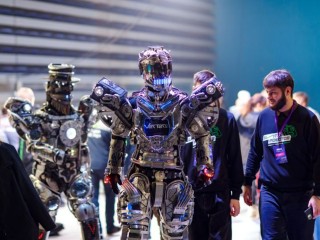 Человекоподобным роботам предрекли полный провал